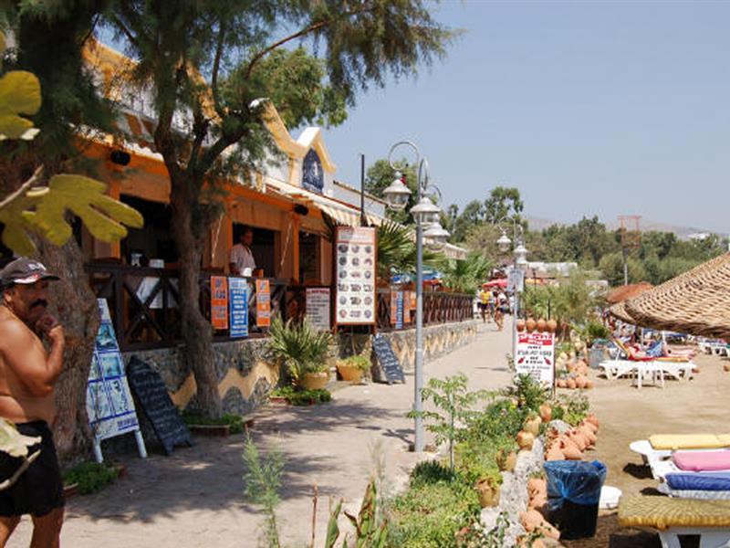 Turihan Beach Hotel Gumbet Exterior photo